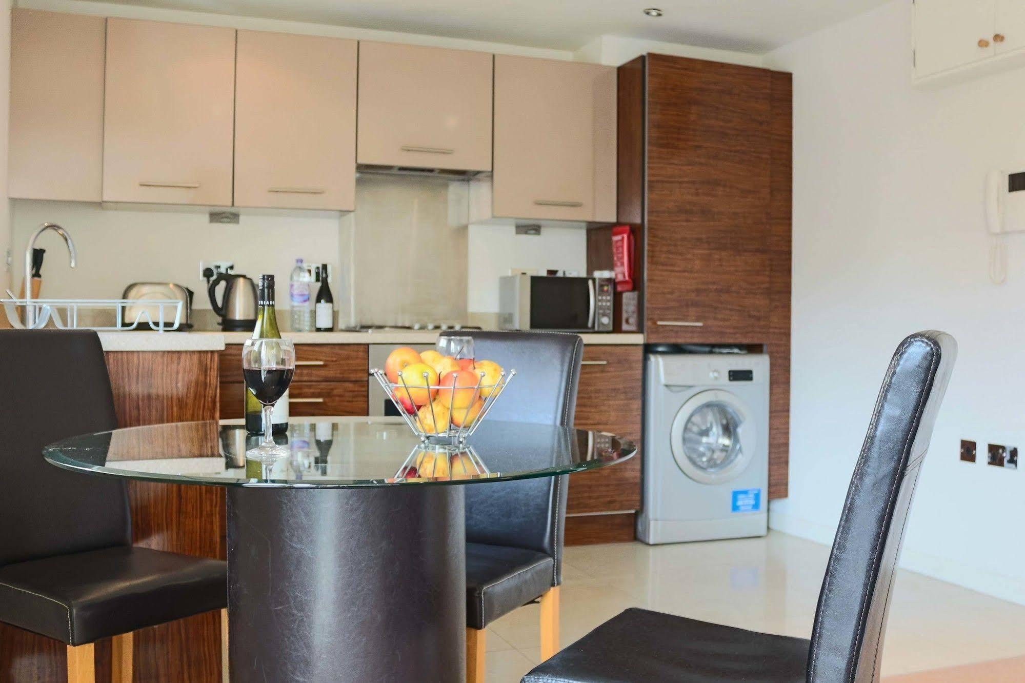 Southampton Serviced Apartments Экстерьер фото
